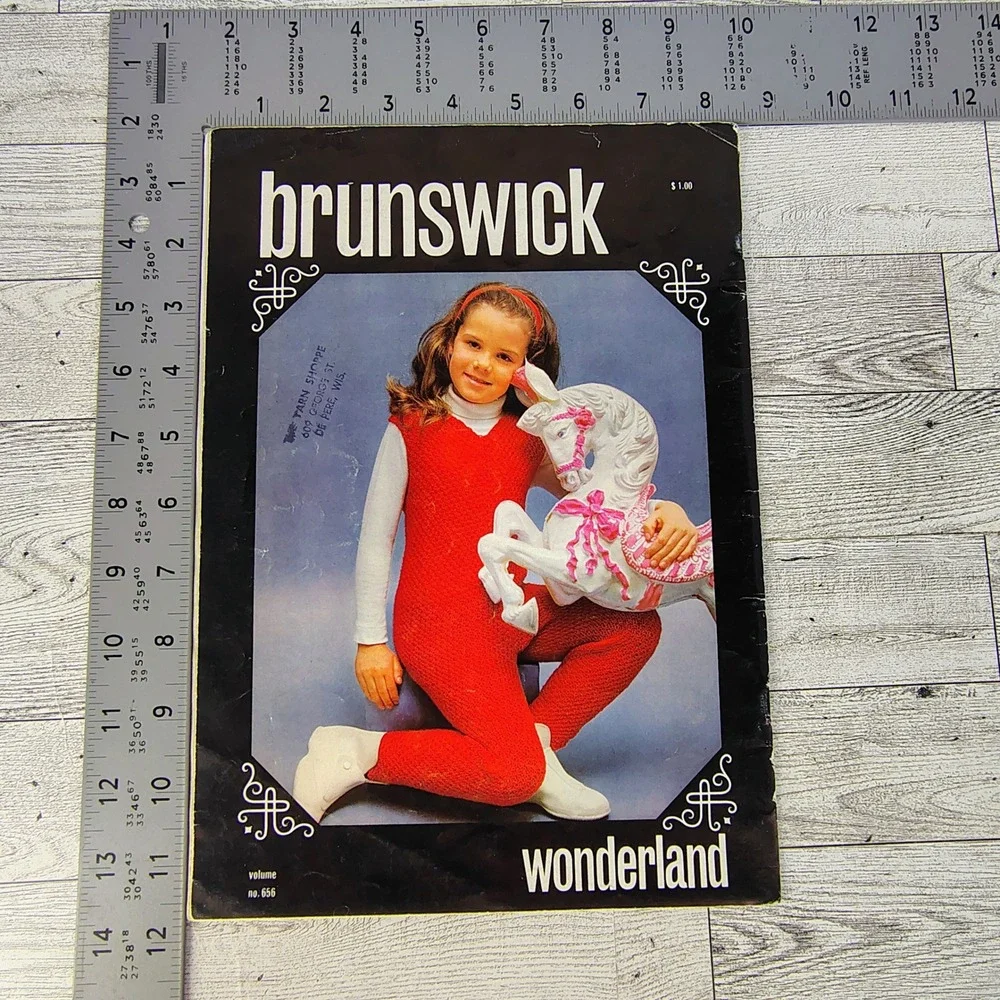 Brunswick Volume 626 Wonderland – 1968 Vintage‎ Kids' Knitting Pattern Booklet